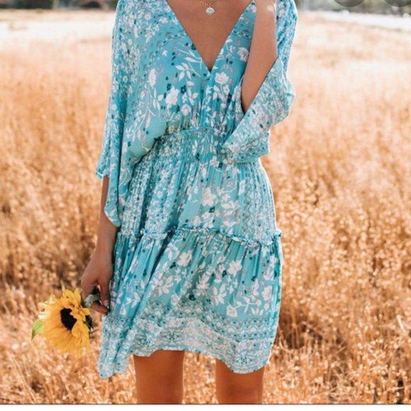 NEW W/ TAGS Vici Kimono Tiered Babydoll Dress